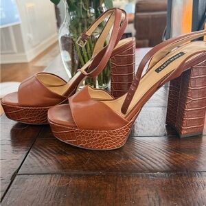 Nine West Tan Croc-Embossed Platform Heels